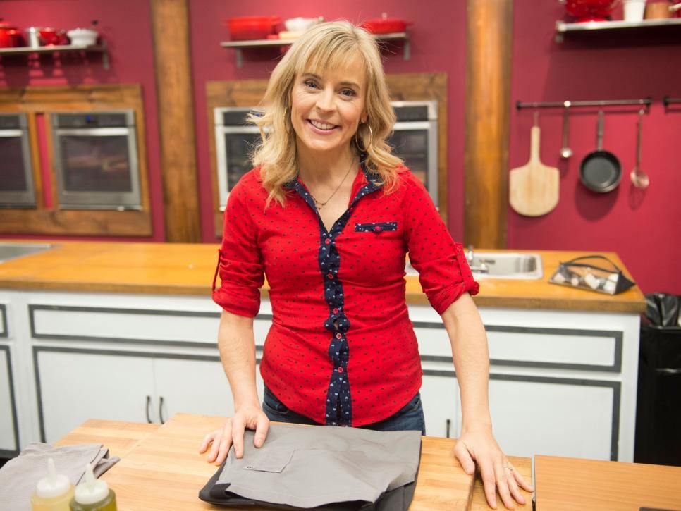 @MariaBamford is one of the new batch of celeb recruits on the <a href="/FoodNetworkSA/">Food Network SAfrica</a> <a href="/WorstCooks_Fans/">Worst Cooks In America Fans!</a> In America Series 13th  Watch it tomorrow

Meet at the <a href="/TowerTheatre1/">Tower Theatre</a> for her stand-up #comedy 

#Saturday #April 28th at 8pm

Tickets buff.ly/2JMwUR1

buff.ly/2JLdNGX