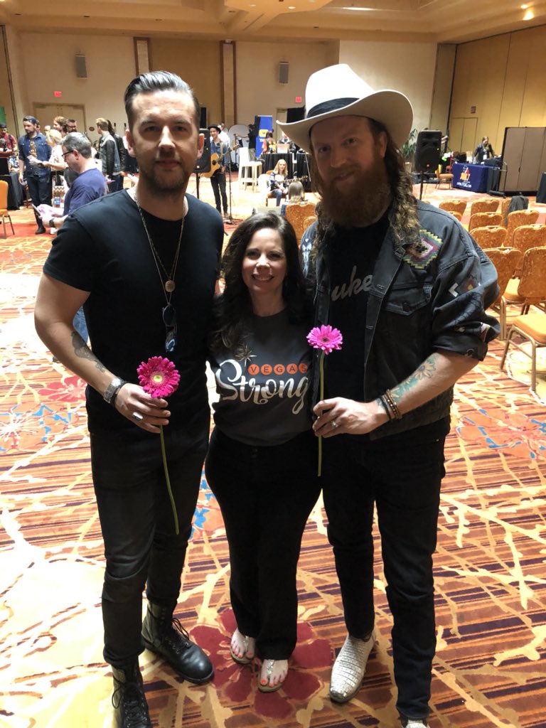 musicrowlive's tweet photo. #2018McCoysNVL https://t.co/cMAT97dpNd