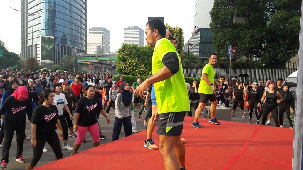 KPU_ID's tweet photo. Di ZONA SEHAT HARMONIS CFD Thamrin Jkt, KPU RI ajak masyarakat utk hadir pd Pagelaran Seni Budaya "Songsong Pemilu Serentak 2019" Sabtu 21 April 2018, pkl 19.00 WIB-selesai #KPUmelayani #cfd https://t.co/oHhr0qJAjV