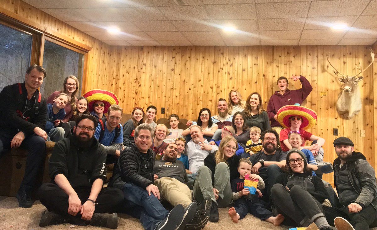 AtlasMediaCorp's tweet image. Thnx to cast and crew for amazing shoot in Grand Rapids—stay tuned for the ultimate payoff!