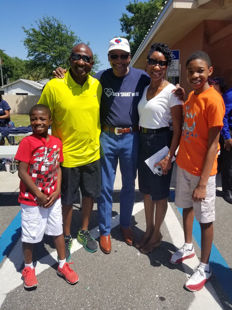 Shake Washington tweet media