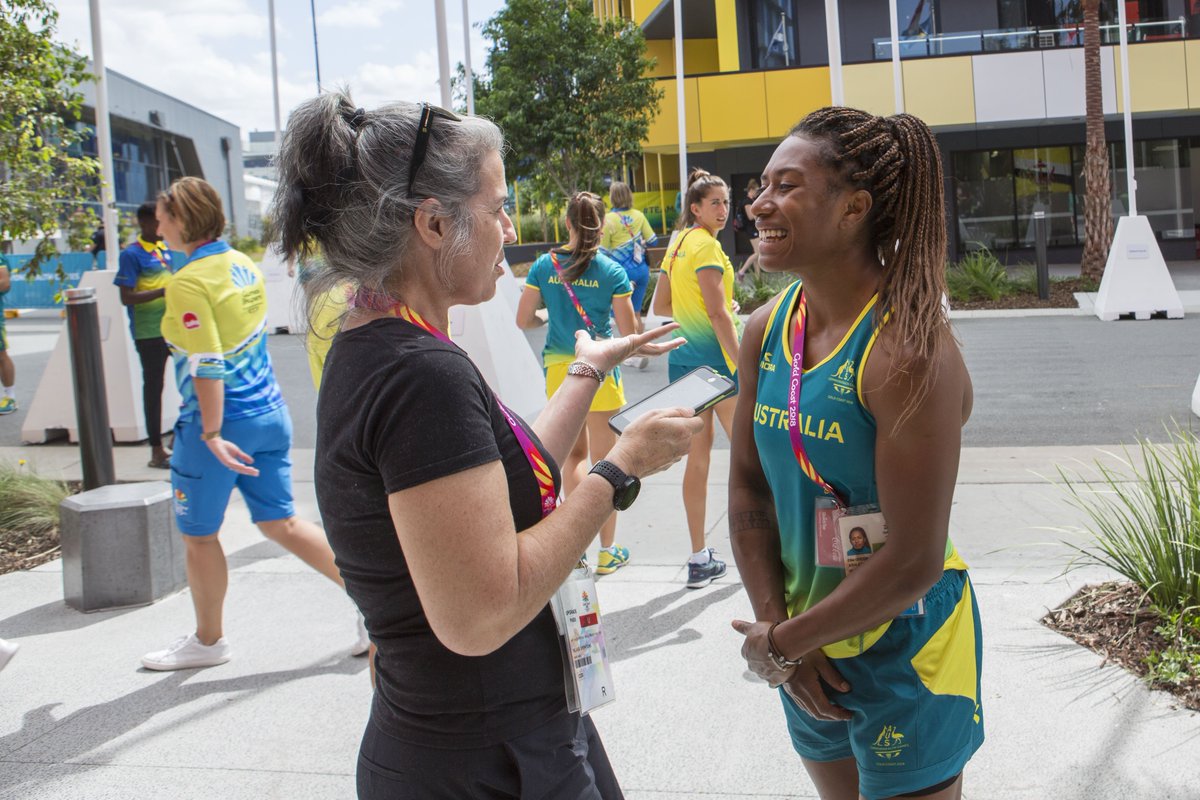 GriffComms's tweet photo. The @village_source was lucky enough to have a chat with @GeezyGreen before the women @Aussie7s debuted at @GC2018 . Good luck tonight in the final ladies! (๐ท by Gert-Jan Peddemors) #GC2018 #GriffComms #GriffithUni https://t.co/h2Yz1UPjo0