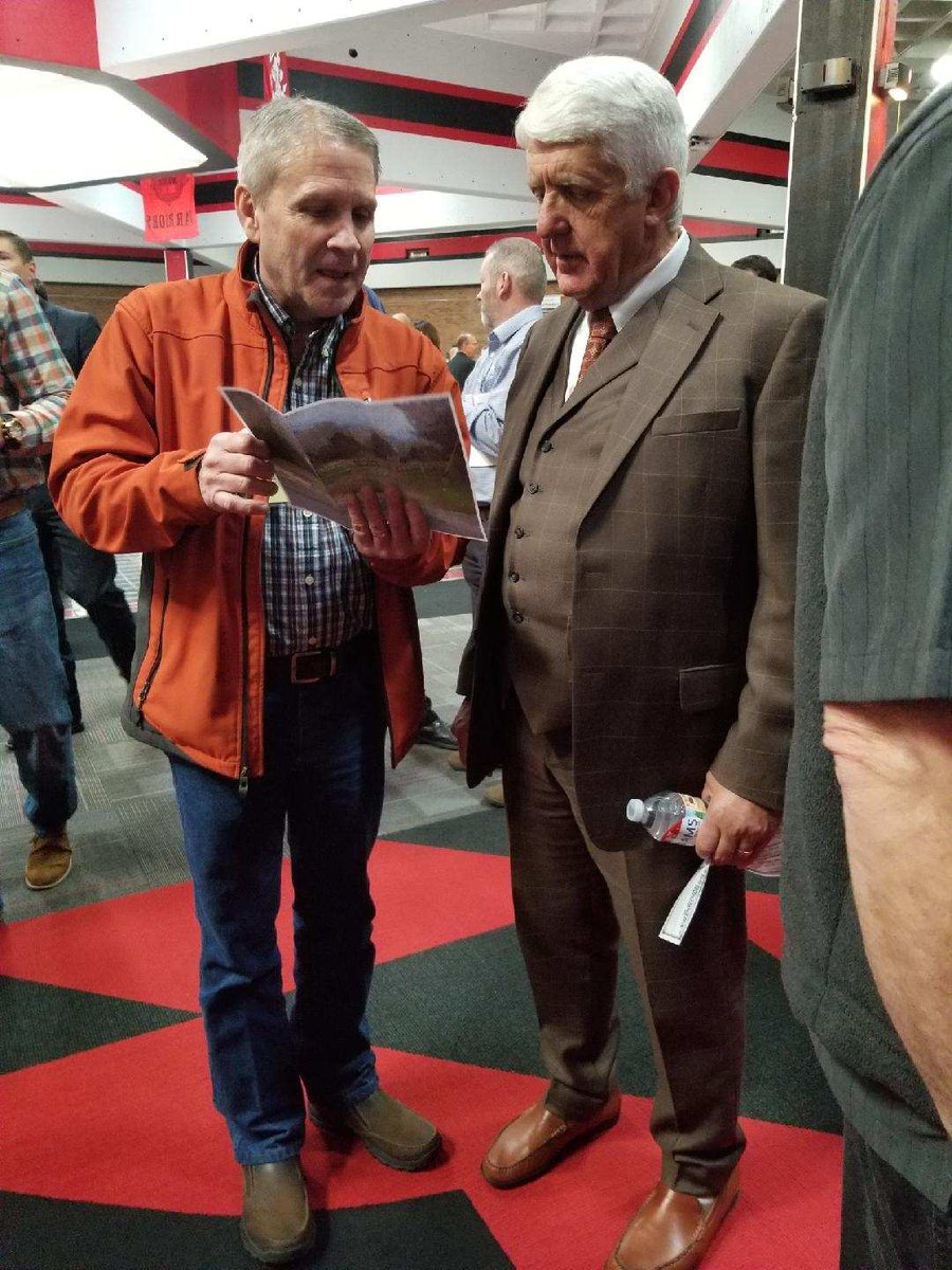 RobBishopUT's tweet image. It's been a great day talking to delegates in Davis, Weber and Cache County! #utpol #UTGOP