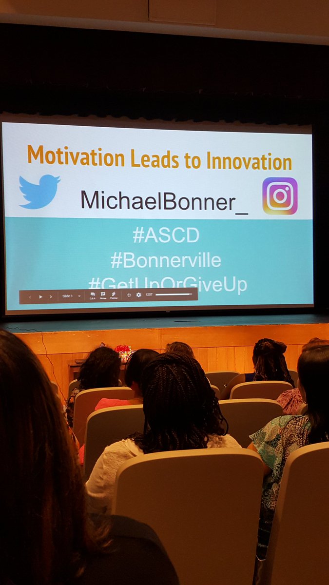 ShannonSnipes2's tweet photo. @MichaelBonner_ 
Look who I saw tonight at Wayne Community College Teacher Appreciation Night! Michael is such a great inspiration! https://t.co/UuuKMdZxMJ