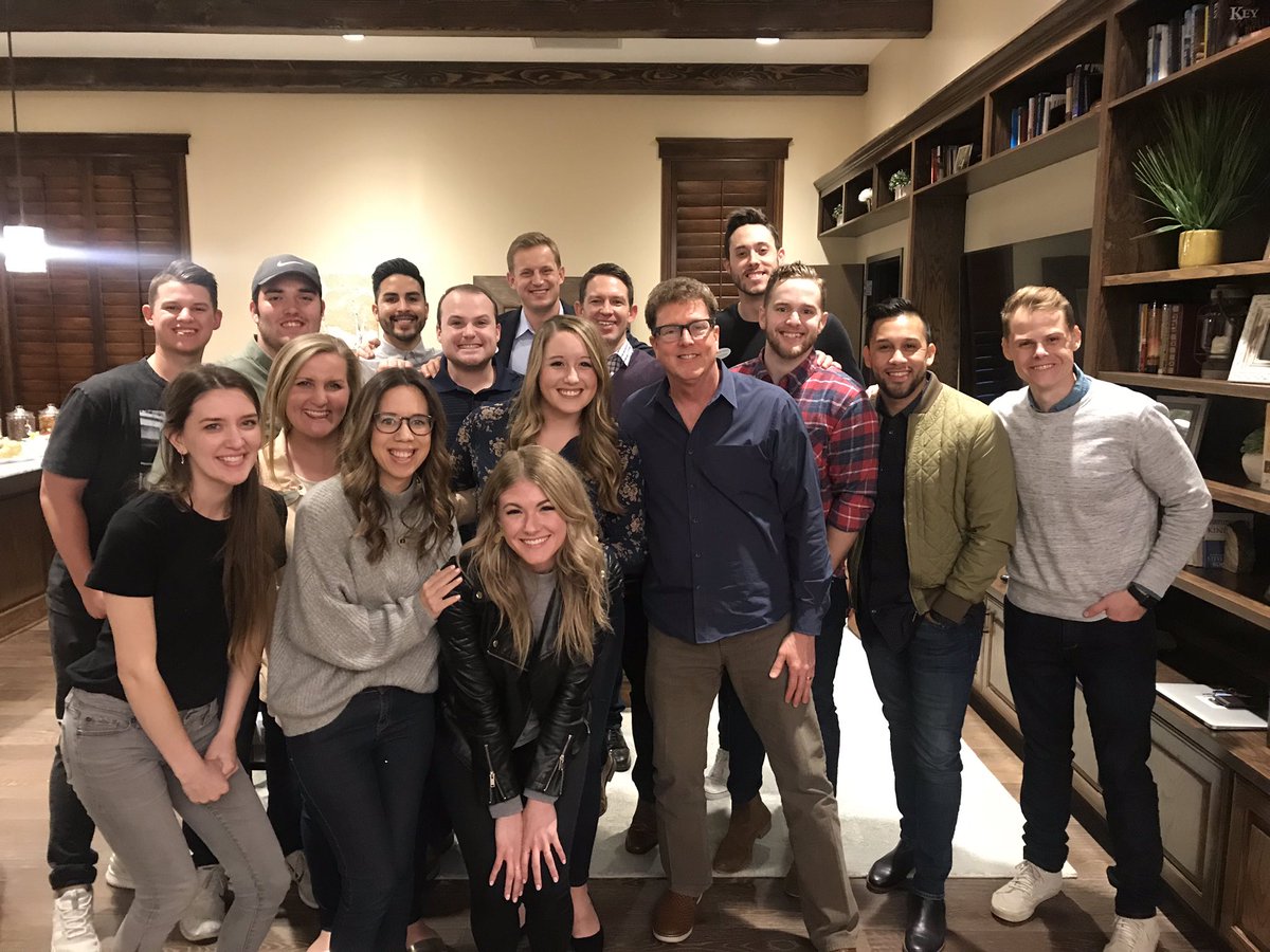 tyroncaswell's tweet photo. Thank you @TimElmore for sitting down and have dinner with us. We are better because of your investment! @milestonechurch #nextgen https://t.co/WzAvch9Y6x