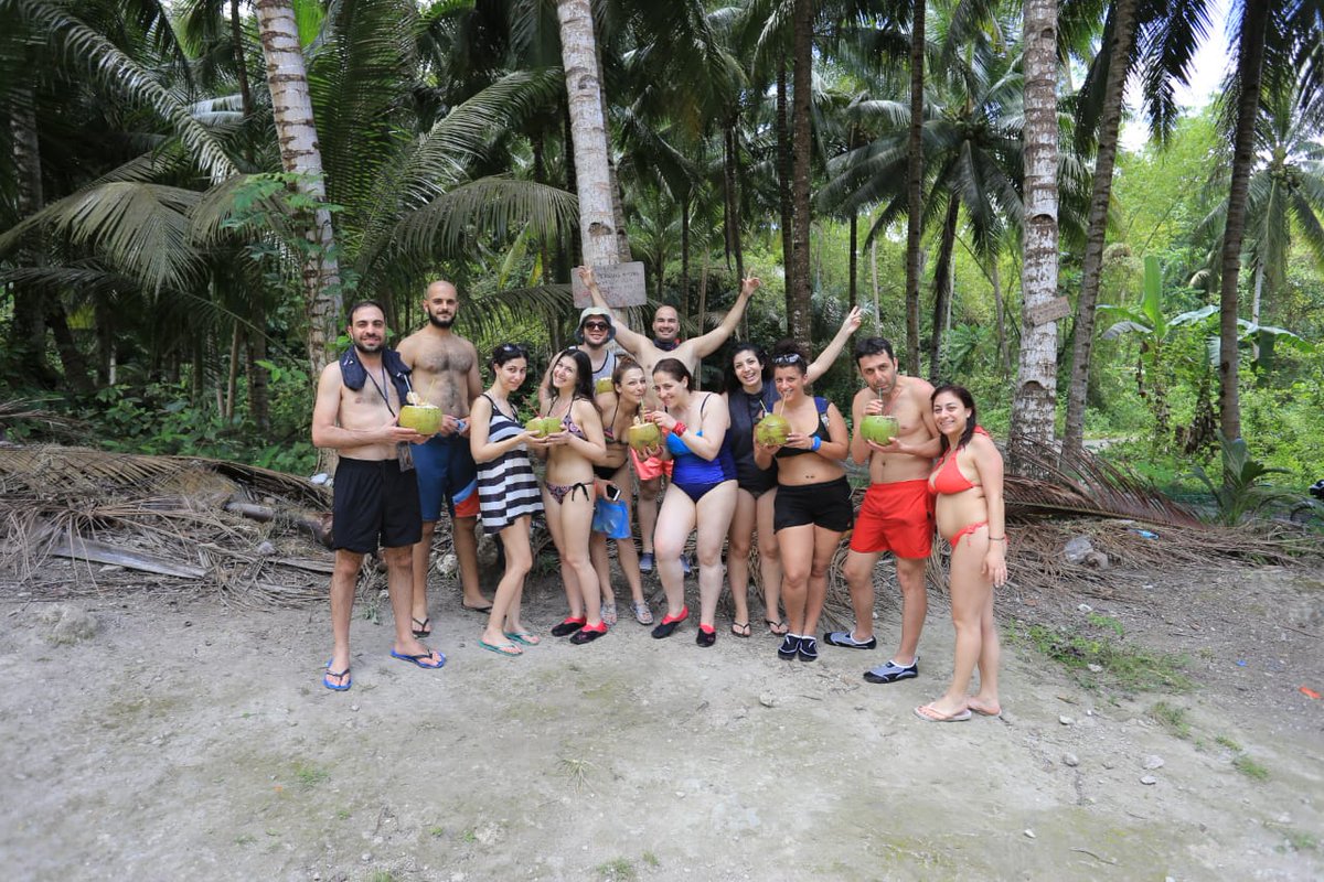 DiaryWings's tweet photo. I'm finally back after another great mobile disaster. Two weeks without a mobile phone during my #DWsquad trip to the #Philippines since mine was broken AGAIN! I am officially no longer a proud iPhone owner. #Huawei don't let me down. https://t.co/wbu8B7KjFM