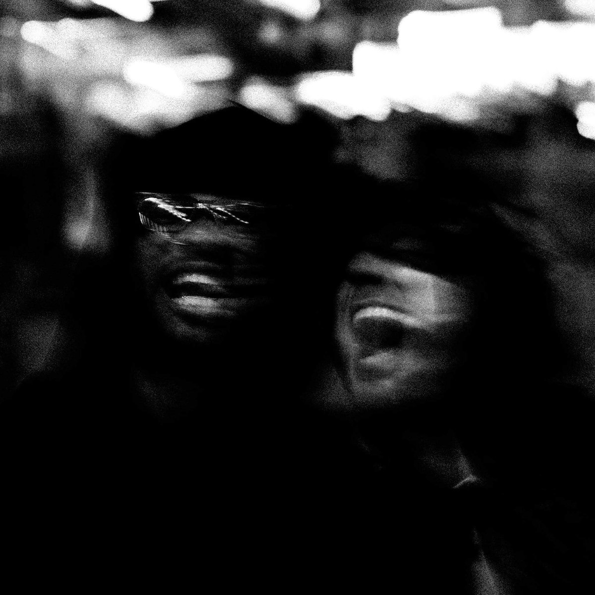AWOLMindwriter's tweet photo. With that being noted! Be aware and cloak up with the new @TheDoppelgangaz’ 11th Studio album“AAAAGGGHH” coming 5/11/18!!! #GroggypackENT always covered up vbavbyyyyyyyy #thedoppelgangaz #DoppelHoppel https://t.co/1GDlCkOubr
