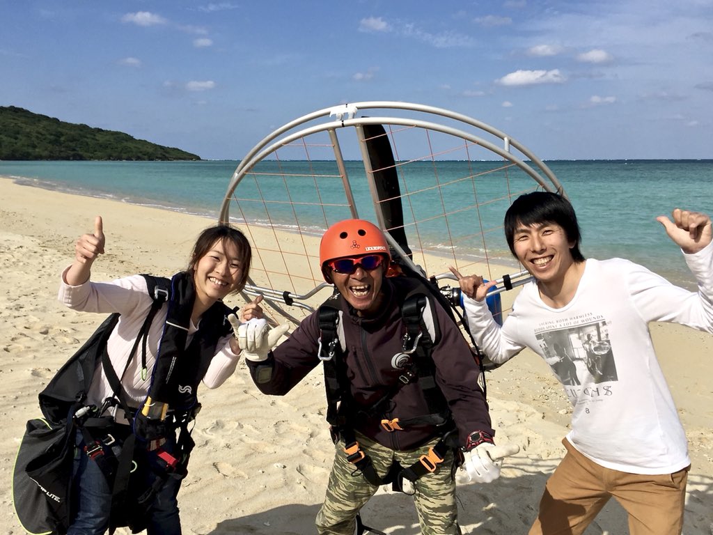BlueOceanClub1's tweet photo. 今日の宮古島とタンデムフライト✈️
フレッシュカップル様とフライトでした^_^
https://t.co/dJSk6bbzRH沖縄#宮古島#宮古ブルー#宮古島パラグライダー#タンデムフライト#ブルーオーシャンクラブ#空を飛びたい https://t.co/Hbbwv9jgEX