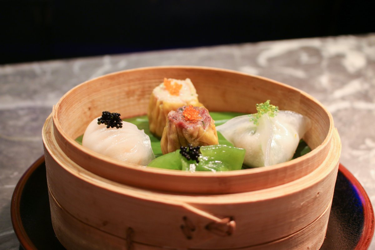 chikitchenfood's tweet photo. Our signature Dim sum platter with 5 pieces of dim sum- including prawn dumpling, prawn and chive dumpling, chicken and prawn siu mai, mixed seafood dumpling and wagyu beef siu mai. #SundayMorning @chikitchenfood https://t.co/KhCnOKrsQ9