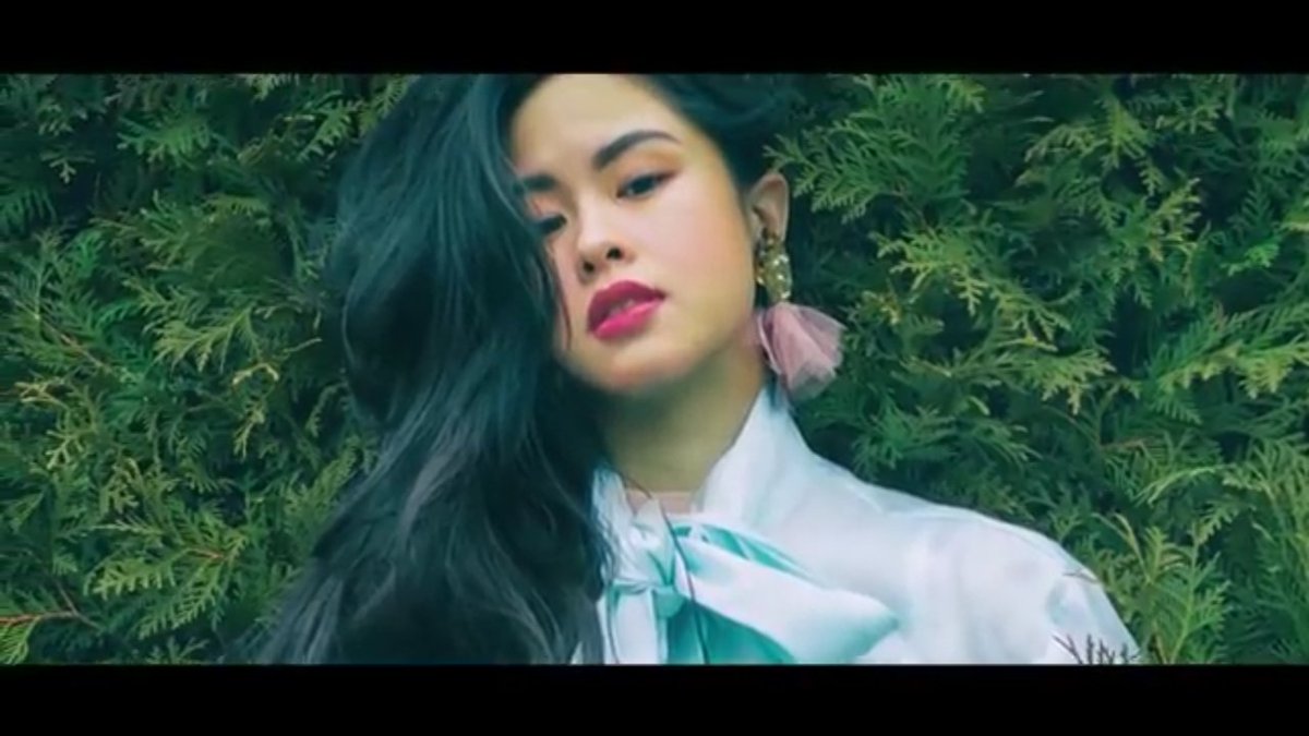 Viewing party For Kisses Making Mega in czech republic

Start at 6pm KissTon..💘

Check attendance!
please retweet and comment.

youtu.be/vkNrAyuE07s