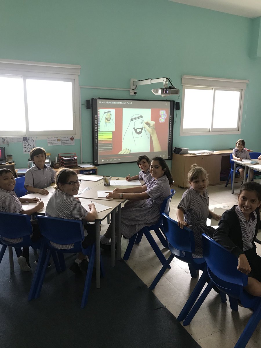 We are drawing Sheikh Zayed to celebrate the #YearOfZayed #SBSArts <a href="/KHDA/">KHDA | هيئة المعرفة والتنمية البشرية بدبي</a>