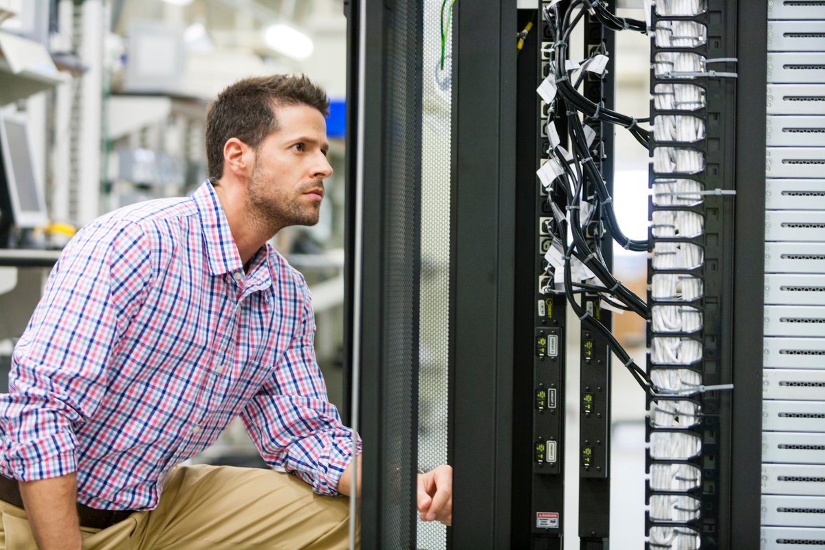 The new server is offered with flexible IT consumption models and special financial programs. #cybersecurity #server #economic #agility#bestinclass #generationext #hpeserver bit.ly/2EXdiuu