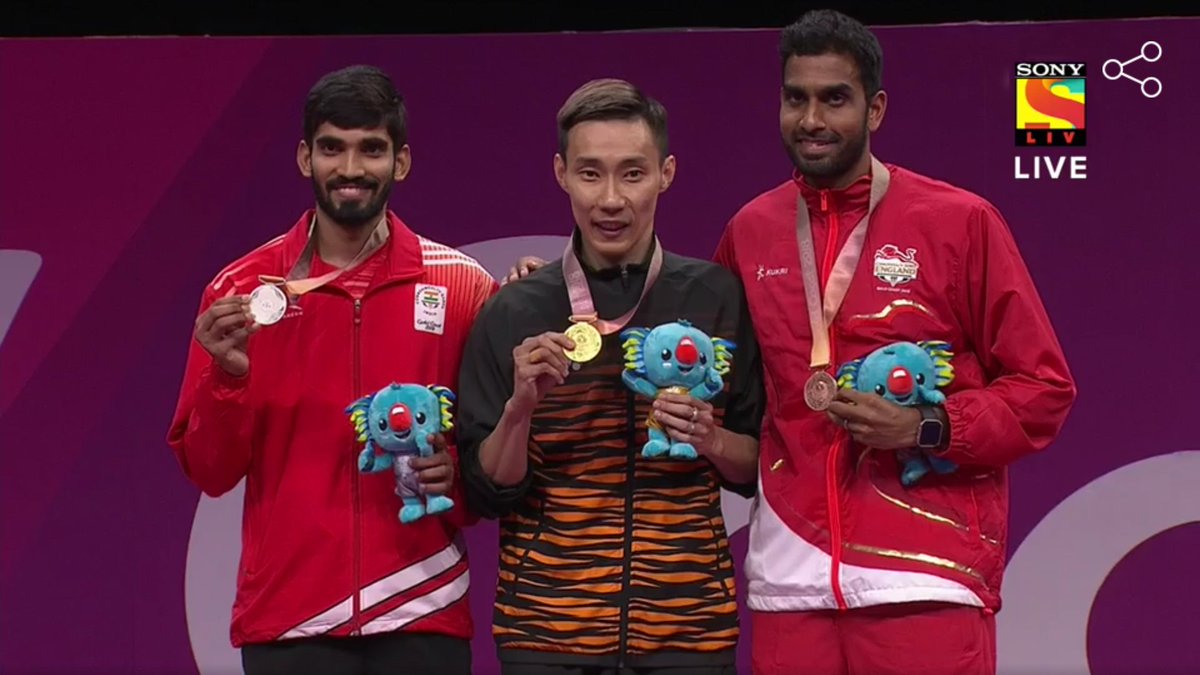 Vijay_Rules_Da's tweet photo. #TeamIndia🇮🇳 @ #GC2018 Final Day Updates!
#GC2018Badminton :
#SainaNehwal wins Gold & #PVSindhu wins Silver
#SrikanthKidambi Wins Silver
#Rankireddy & #ChiragShetty wins silver
#GCSquash :
#DipikaPallikal & #JoshnaChinappa wins silver https://t.co/ZCBAYvrpu4