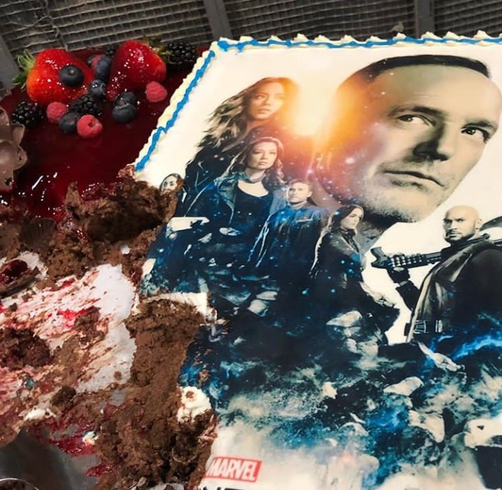 Phil Coulson tweet media