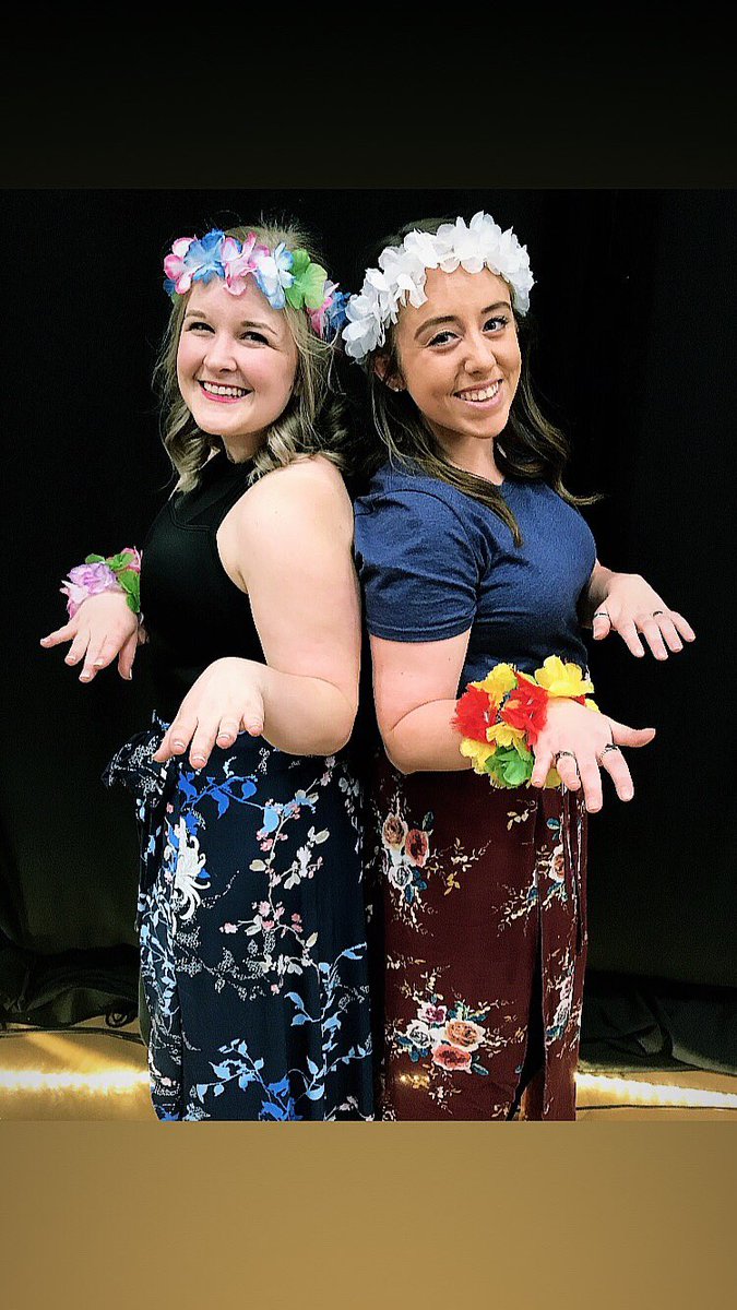emily_anne016's tweet photo. MAKE WAY! MAKE WAY!
Moana restored the heart of Tefiti and Delta Theta KILLED Spring Sing 2018!
SO PROUD to be apart of this organization& it’s official~ I have the BEST sistas!🌺🌊
#springsing2018 @DBUDeltaTheta https://t.co/2THW2uAoll
