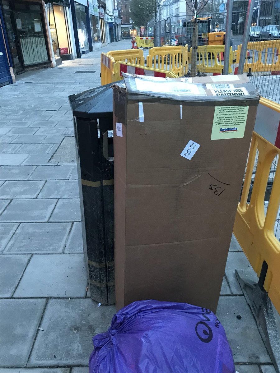 TidyKeeping's tweet image. Residents Rubbish. Tontine St. Guildhall St. Sandgate Rd. Sunday April 15th 05.15am. Not a collection day! @fstonehythedc @Kent_Online @fstoneherald #folkestone #Flytipping