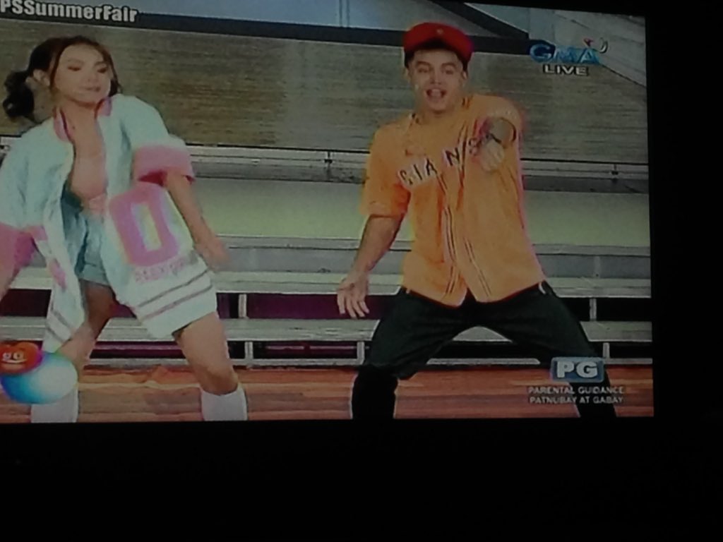 llyncs's tweet photo. Ayun oh 😂😍@2002kyline #SPSSummerFair https://t.co/zHkXtEbCJJ