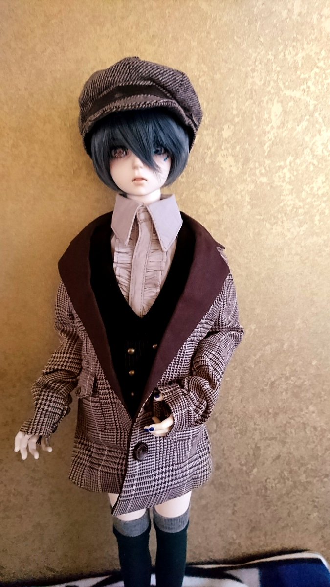 佳鹿 シエルドール 少年のニーハイと太もも キャラド 黒執事 シエル