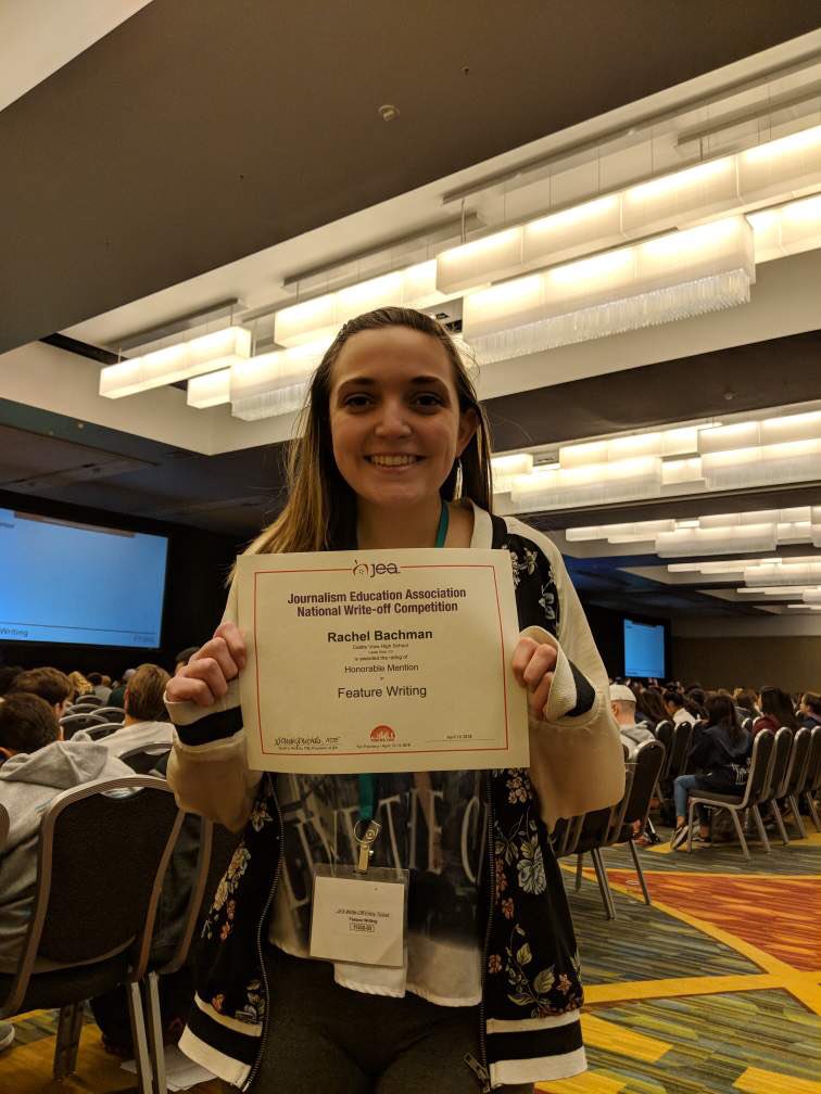 CVstudentmedia's tweet photo. Some of CV student Media is in San Francisco right now at the JEA/NSPA Convention and we’re going home with some individual awards!!🎉🐾 https://t.co/cFnHuRjx9O