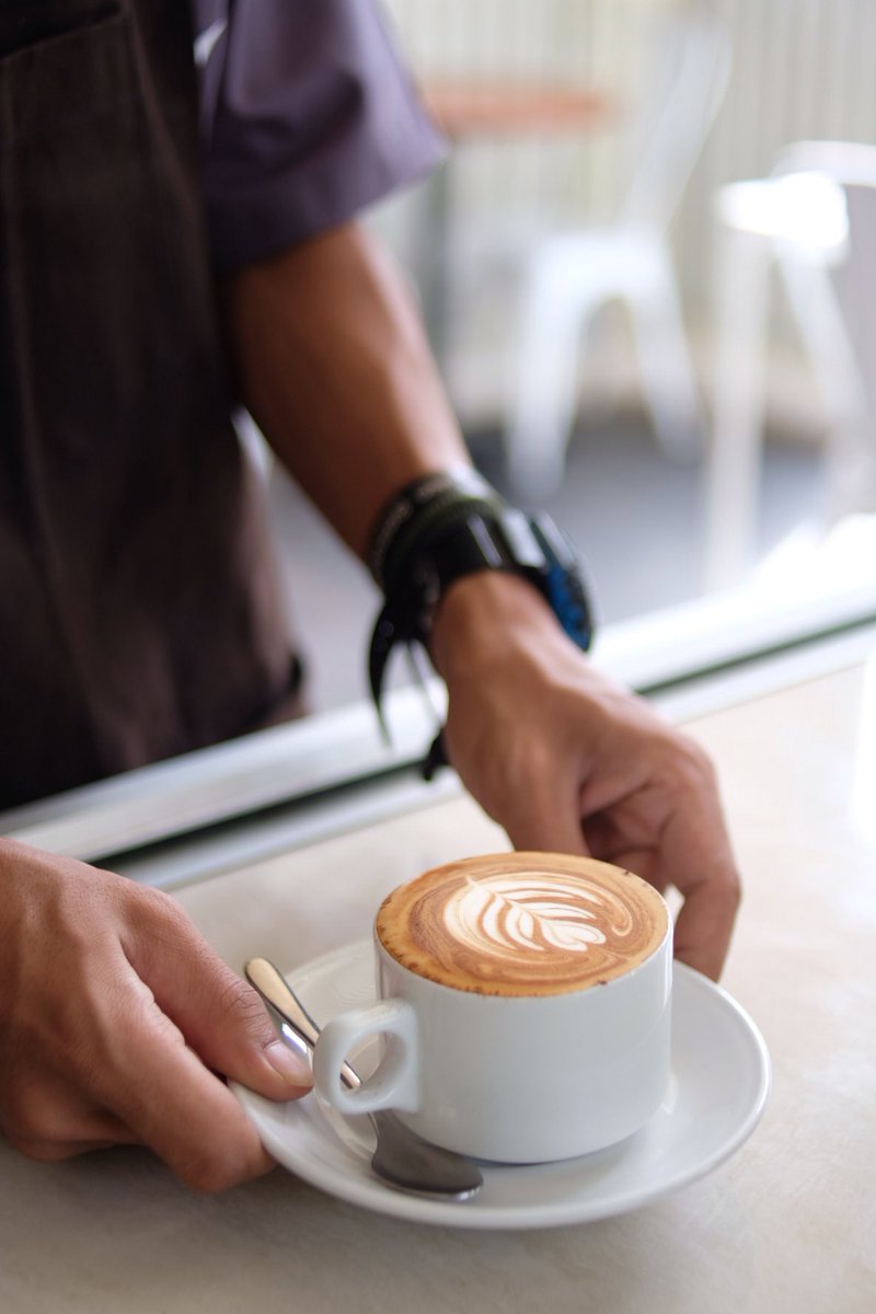 Ngopi sore bareng temen2mu, yuk nyantai guys! | <a href="/wiskulAREMA/">Wisata Kuliner Malang</a> @NongkrongMalang <a href="/nakaMakan_MLG/">Jelajah Kuliner MLG</a> <a href="/MalangStudent/">IG : @Malangstudent</a> <a href="/malangkuliner/">Malang Kuliner</a> <a href="/mahasiswamlg/">Mahasiswa ½ Malang</a> <a href="/kuliner_/">Info Kuliner</a>