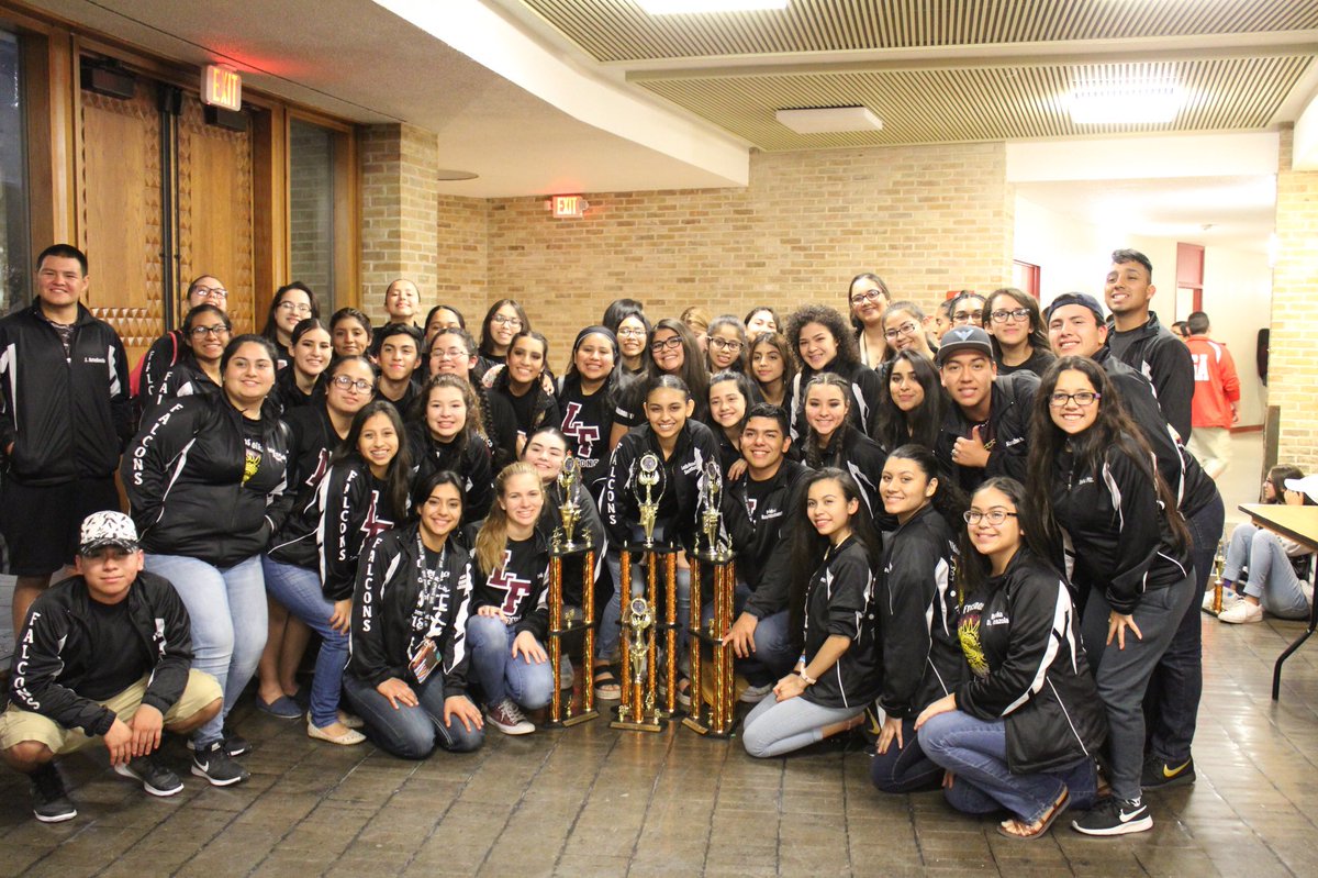 agmzsls's tweet photo. @LfFolklorico SA National Folklorico Competition 1st place Solo, 1st place Large Group, 3rd place Small Group, 1st Place JV Small Group. Proud of these kids. #iteachLFU #LFCISD #LFUnited #LFHS https://t.co/lexn2G1N6z