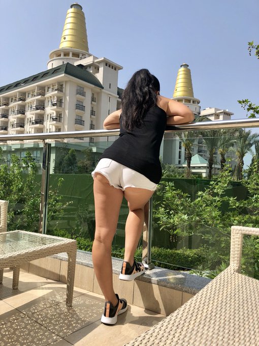 Guten Morgen 💋😘  #pitlane #sweet #womeninsport #model #babe #workout #hotbabes #workoutmotivation #hot<a href="/tag/pitlane"class="tags">#pitlane</a><a href="/tag/sweet"class="tags">#sweet</a><a href="/tag/womeninsport"class="tags">#womeninsport</a><a href="/tag/blogger"class="tags"><span>#blogger</span></a><a href="/tag/model"class="tags"><span>#model</span></a><a href="/tag/fitness"class="tags"><span>#fitness</span></a><a href="/tag/workout"class="tags"><span>#workout</span></a><a href="/tag/body"class="tags"><span>#body</span></a><a href="/tag/fit"class="tags"><span>#fit</span></a><a href="/tag/style"class="tags"><span>#style</span></a>