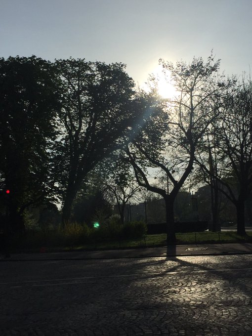 Petit point m&eacute;t&eacute;o &agrave; paris 😎☀️ https://t.co/kDsZPJU6L3<a href="/tag/liveporn"class="tags"><span>#liveporn</span></a><a href="/tag/frenchslut"class="tags"><span>#frenchslut</span></a><a href="/tag/camsoda"class="tags"><span>#camsoda</span></a>