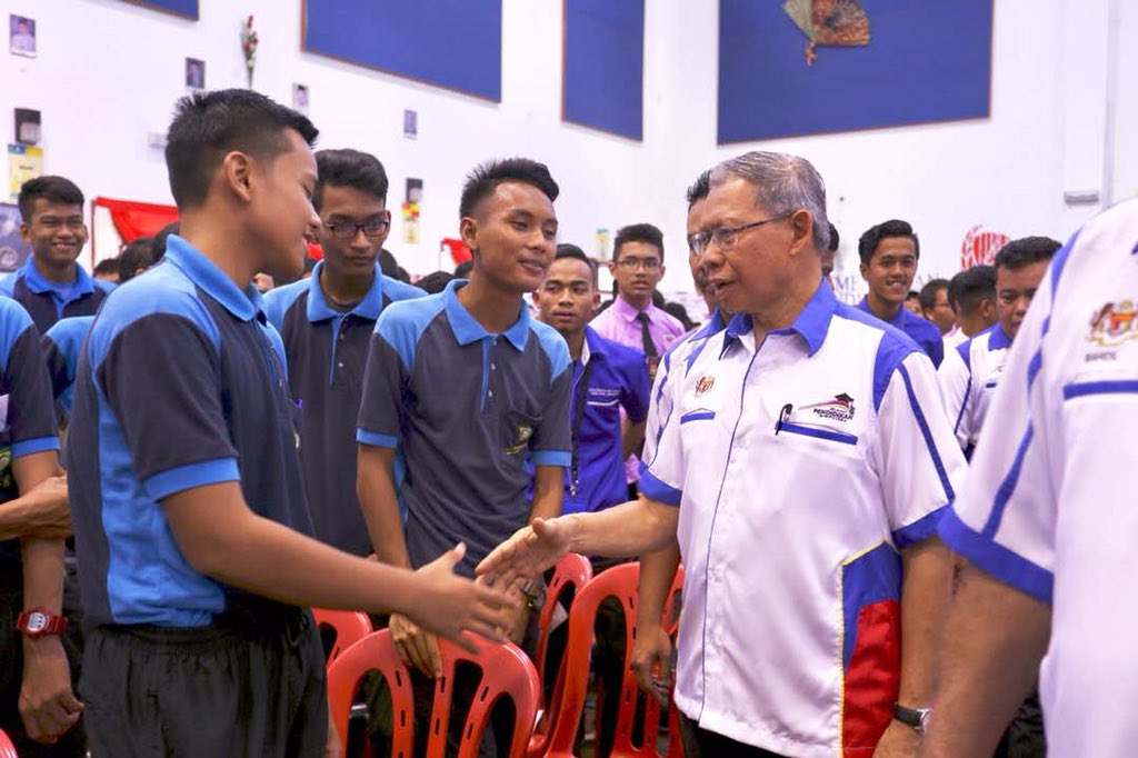 Latihan Industri Bank Rakyat Jangan terlalu negatif terhadap TVET