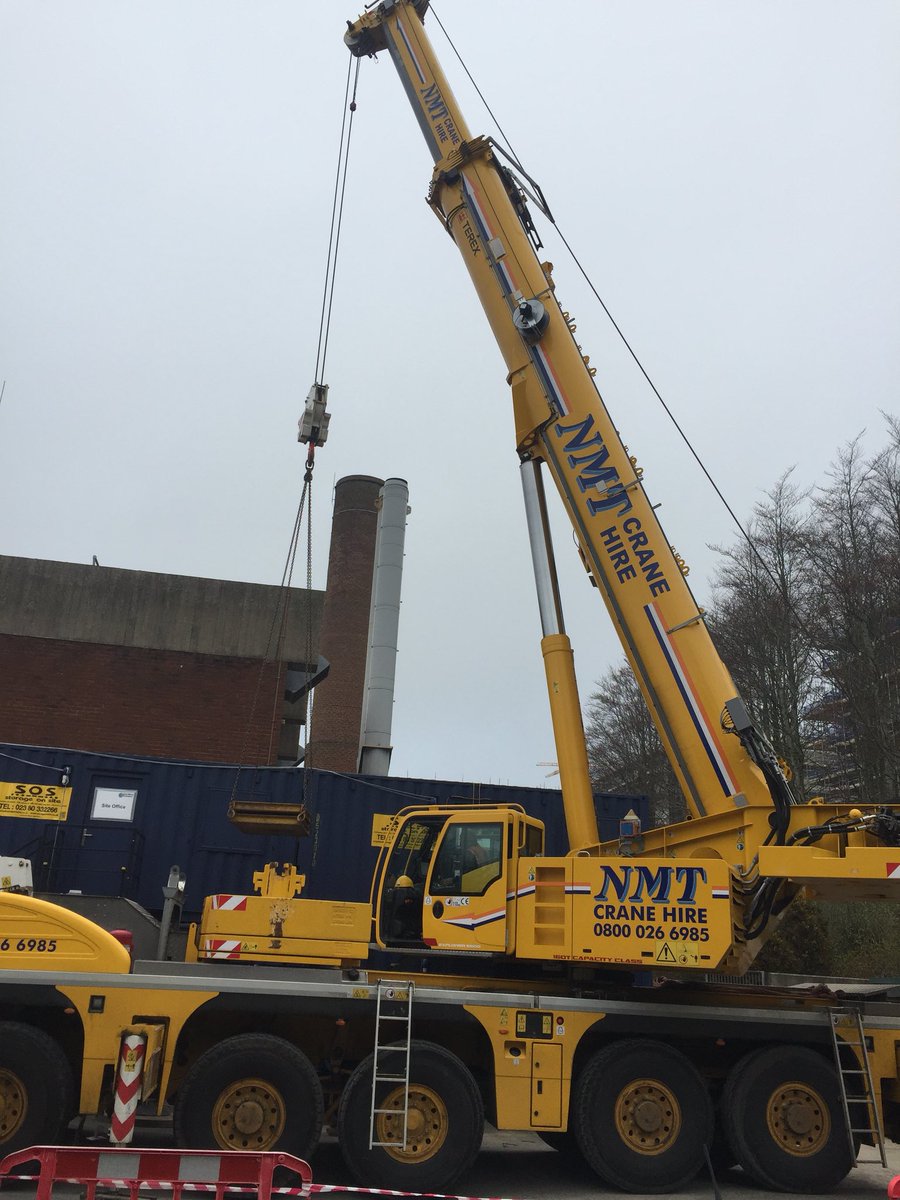 BInstallations's tweet photo. Setting up for the Flue removal down in Brighton this morning. #plantmovement #crane #contactB&R https://t.co/eb8zZGVtYH