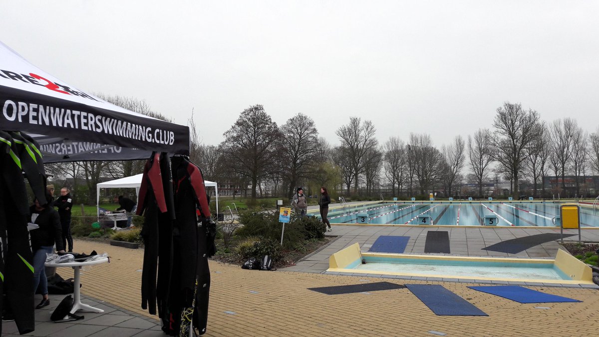 ericvanthoff's tweet photo. Yesterday 1st outdoor swim 2018! 5km in Olympic swimmingpool @deWaterdam #Volendam! Freezing cold 12.5c water but awesome training race for rest of season! https://t.co/RwSUCHVkdZ