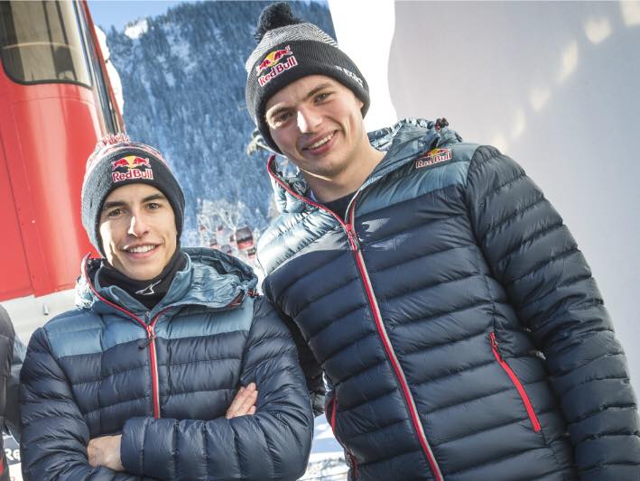 AlessioPiana130's tweet image. Popolarissimi in Italia questa settimana 😂