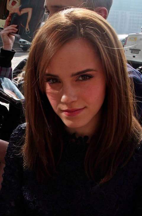Happy birthday (s)   Emma Watson
Samantha Fox 
