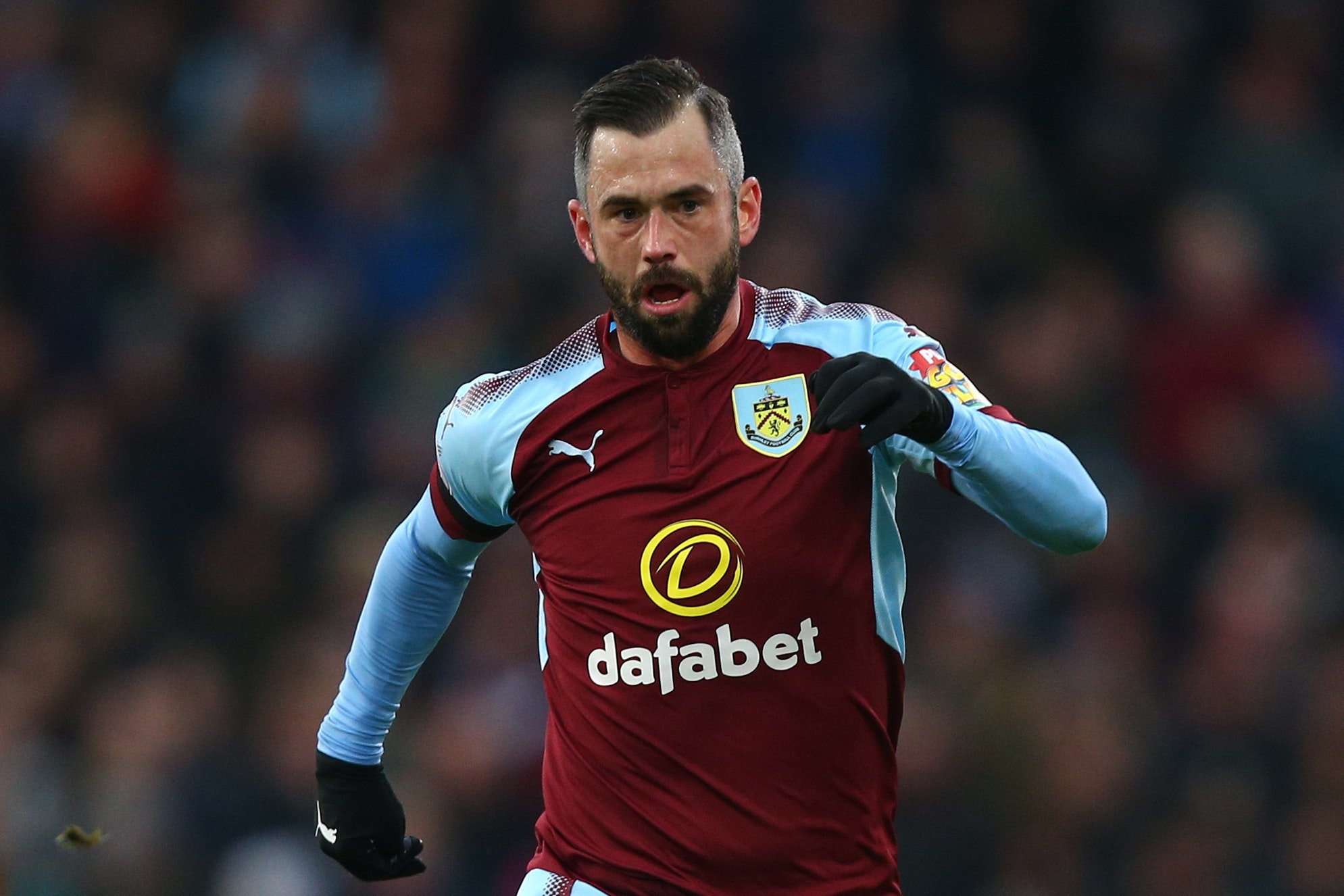 Happy birthday to Burnley and Belgium midfielder Steven Defour, who turns 30 today! 