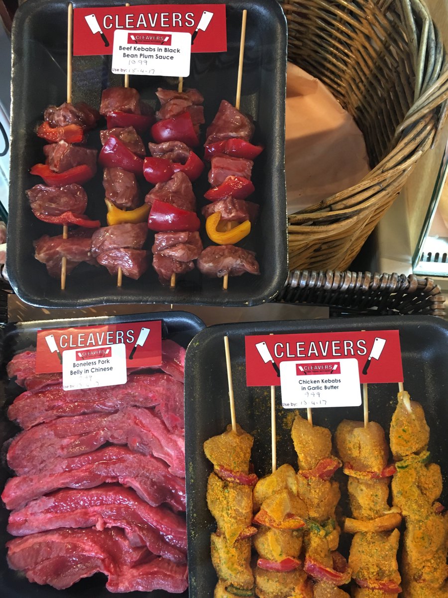 CleaversLondon's tweet photo. Morning #wandsworth #putney #battersea ...  ready when you are !!! 😍😊 !!!! ...#bbq #bacon #sausages #artisanbread @NappyValleyNet @batterseabanter @PutneyHive @LondonSW18 https://t.co/4EYuwDJn09