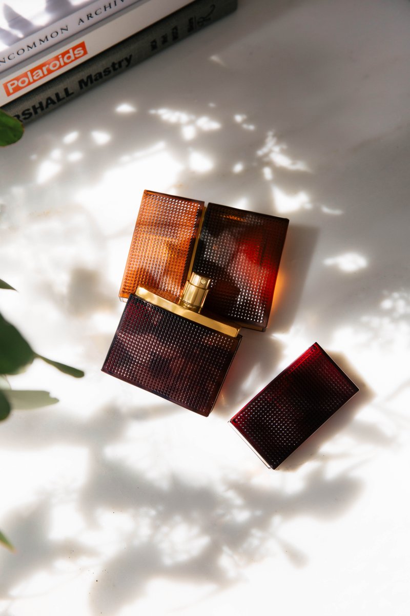 FragranceDirect's tweet image. RT to WIN! The Elizabeth and James fragrance collection represents the ultimate state of happiness and a sense of duality. Today we're giving away a bottle of Nirvana Rose Eau De Parfum.  #win #giveaway