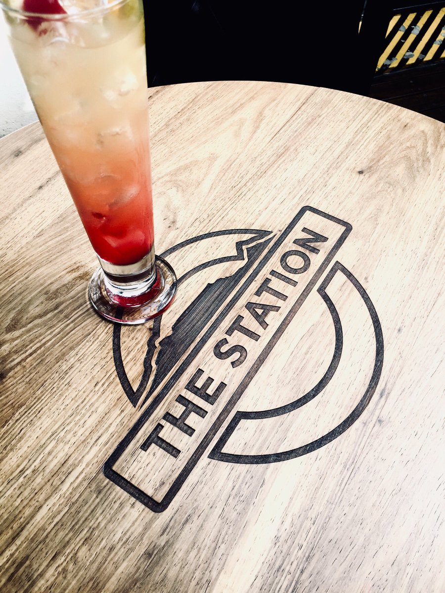 Stopped at <a href="/TheStationCPT/">The Station on Bree</a> on Friday for lunch. Love the vibe. Love the food and such great service 🙌