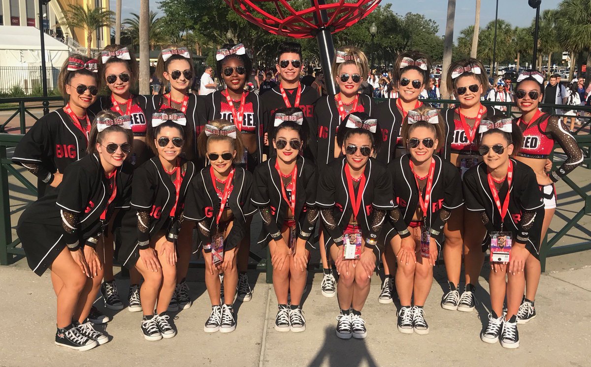 ValleyElite1's tweet photo. #BigRed has arrived at the ESPN zone!! Yassss!!! Do they look ready or what?! 🌎🙌🏼😍😍🌎🥇Valley 👋🏼👋🏼Valley 👋🏼👋🏼 #TheCheerleadingWorlds #weaintplayin #globing #valleyproud #sti11livinthedream #ValleyElite #vea #valleyfamily #balls2thewall https://t.co/ytCYKQ3O9d