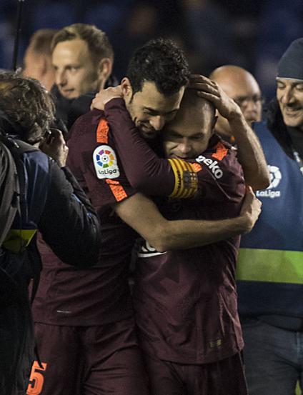 MDMBarcelona's tweet photo. Celebración en imágenes: https://t.co/8KKhthq0Vv