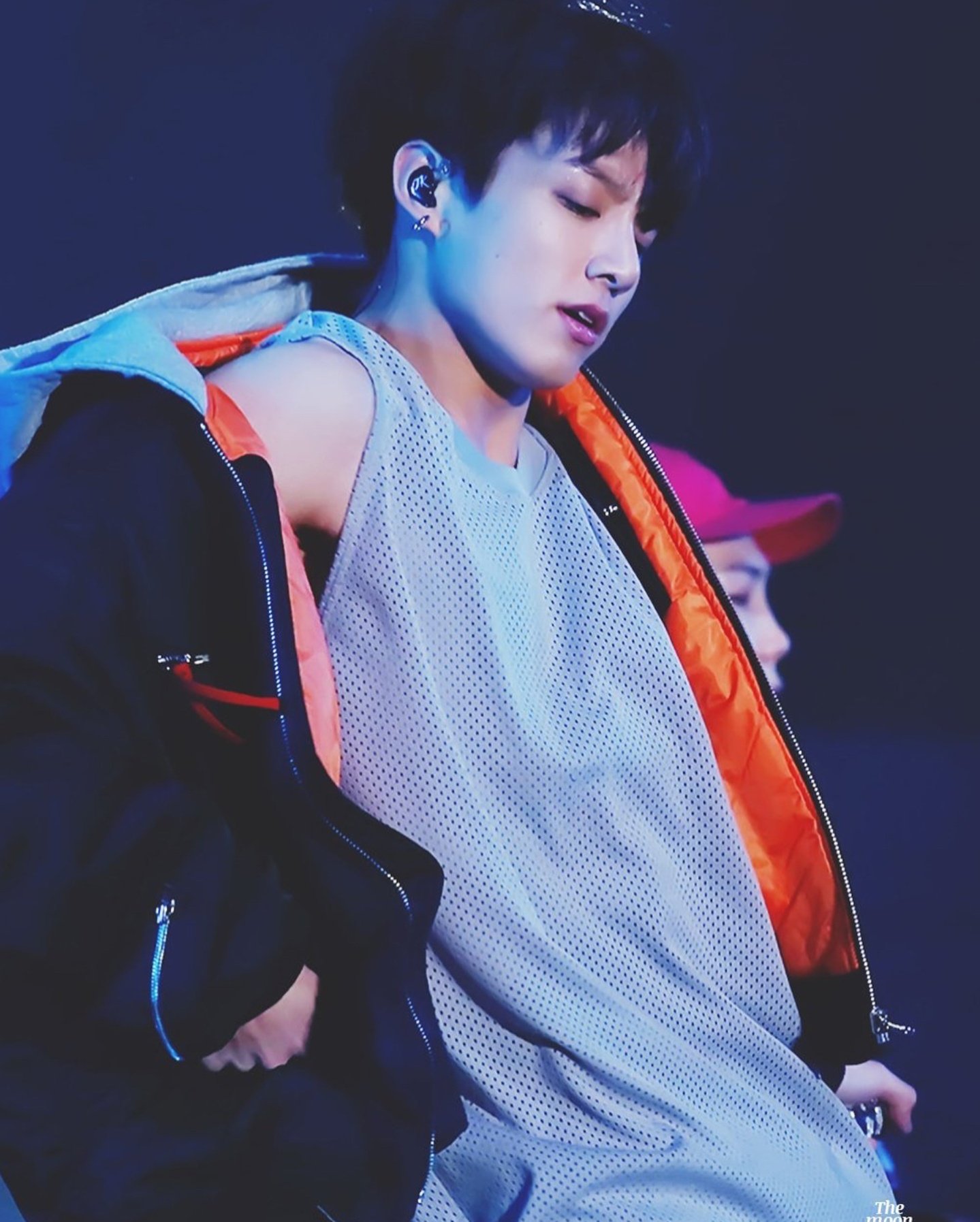프라다쿠키 on Twitter: "Casual Jungkook -> HOT Classy Jungkook -> HOT HOT
