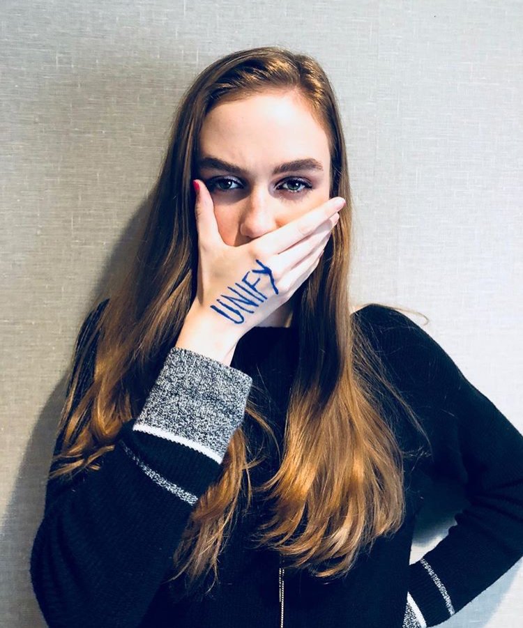 unifyagainst's tweet photo. Thank You @madison_lintz for participating in the #unifyselfiechallenge ! When we stand together, we stand as one! Welcome to the Unify family! 💕💜#unify #westernmass #actress #actor #celebrity #twd #thewalkingdead #amc #twdfamily #UnifyFashionShow @TheWalkingDead @FearTWD https://t.co/k9ofJ3v9cj
