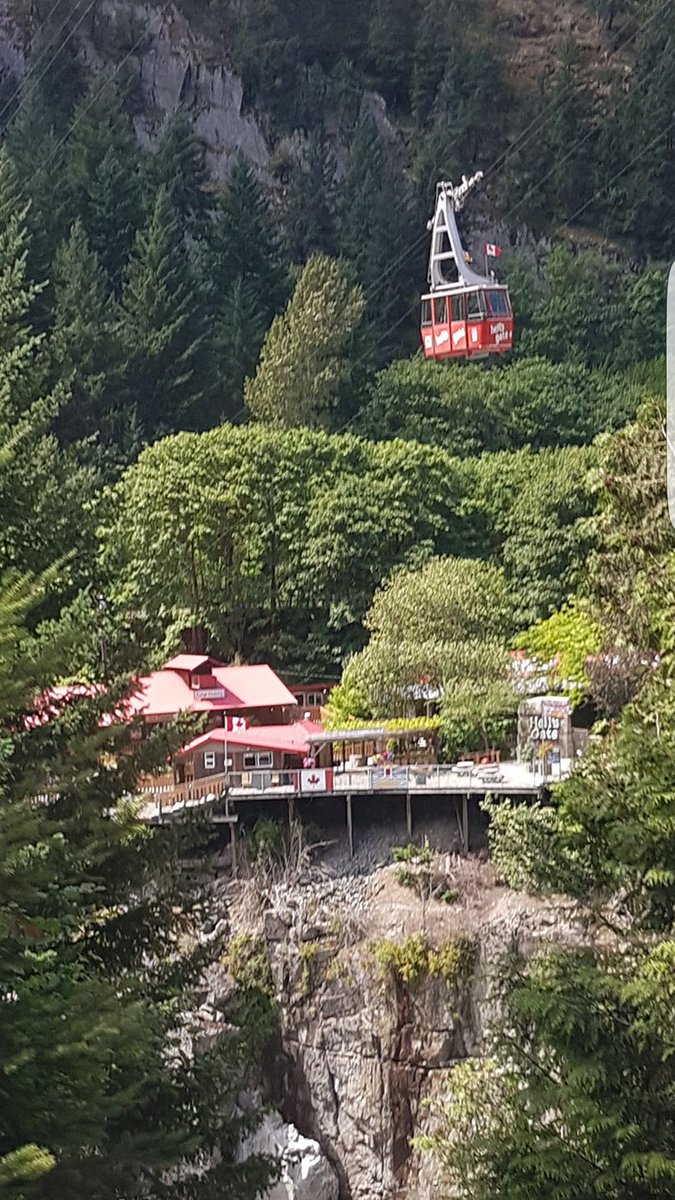 Rocky Mountaineer tweet media