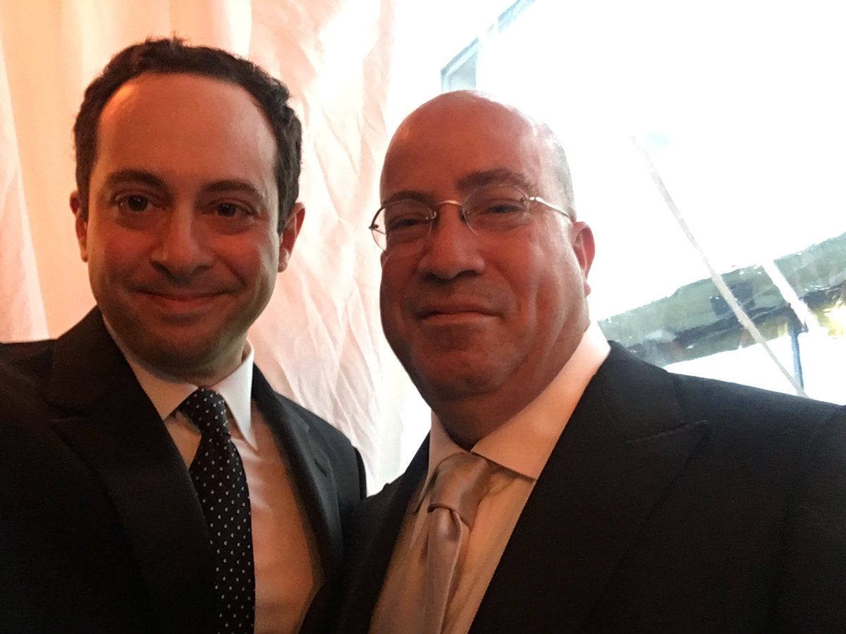 MatthewTyrmand's tweet photo. #FakeNewsMachine selfie#1 w/@CNN CEO #JeffZucker. A man so charmless, sure of own genius, & nasty that he makes Harvey Weinstein almost seem attractive & sympathetic (unless ur a defenseless potted plant of course). Def yells at interns for no reason-demeanor exudes petty tyrant. https://t.co/71AiTAt1Lz