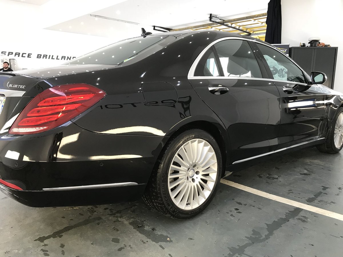 EBrillance's tweet photo. Rénovation complète restauration carrosserie avec traitement RestorFX #car #espacebrillance #MercedesAMG https://t.co/hBPXMcGIEx