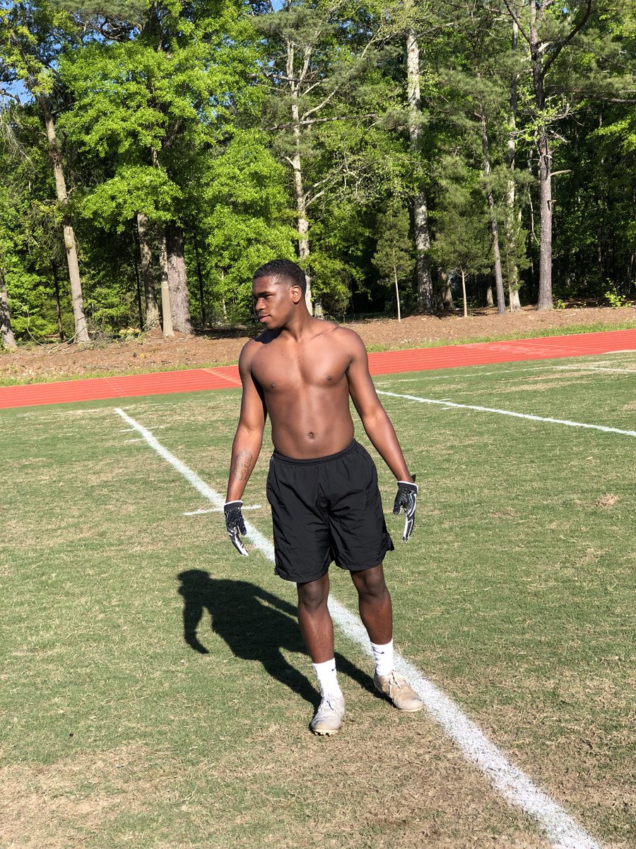 jordanstover_2's tweet photo. Done got my weight up! Now itโs time to get a bag I been chasing foreverโผ๏ธ #GCPSA https://t.co/O5GhsqUPNs