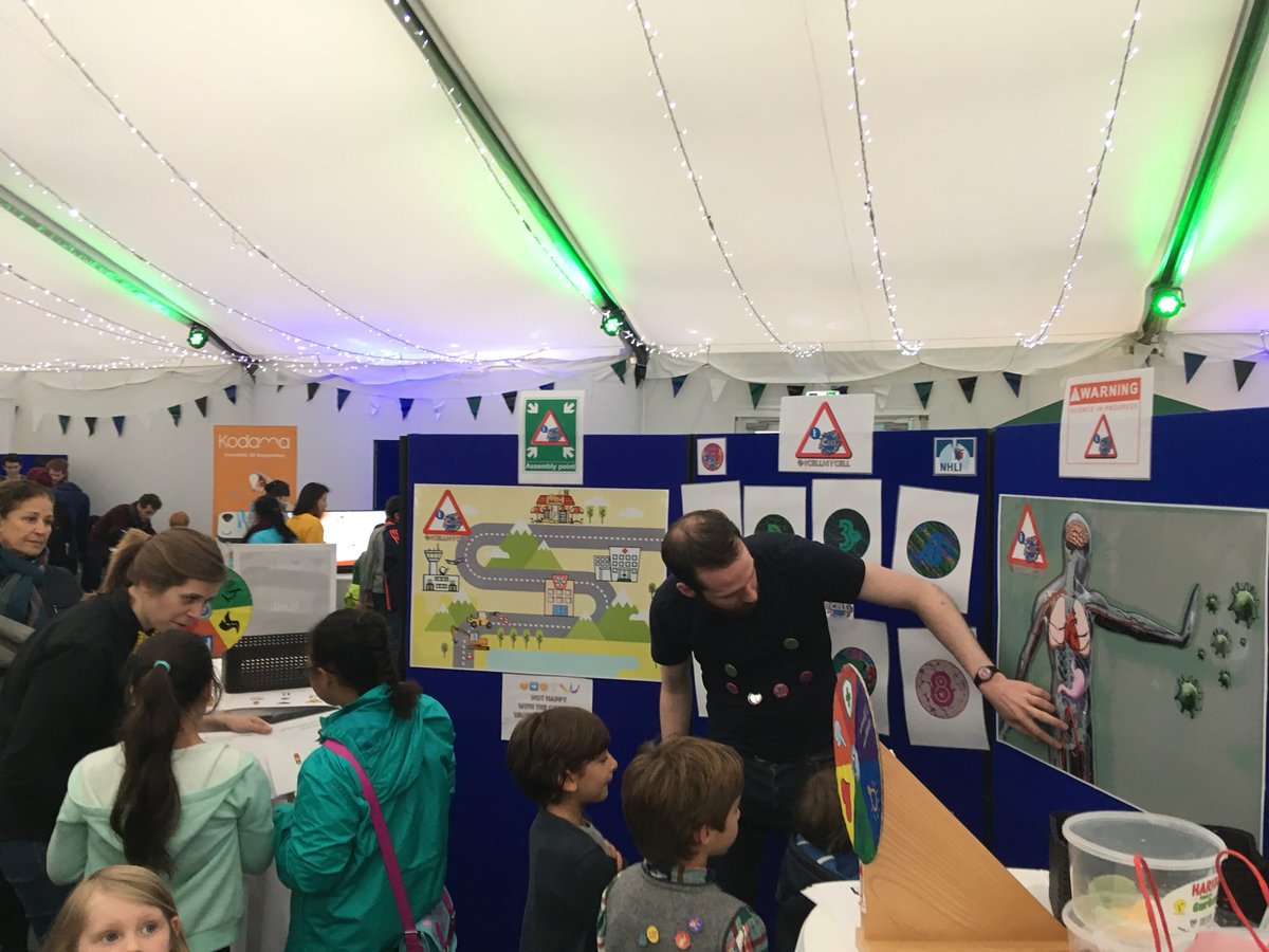 ICellMyCell's tweet photo. Huge thanks to all the people who helped make @ICellMyCell work so well this weekend and getting kids to talk science with symbols #universalscience #Impfest @imperialcollege https://t.co/8JkClBtNsj
