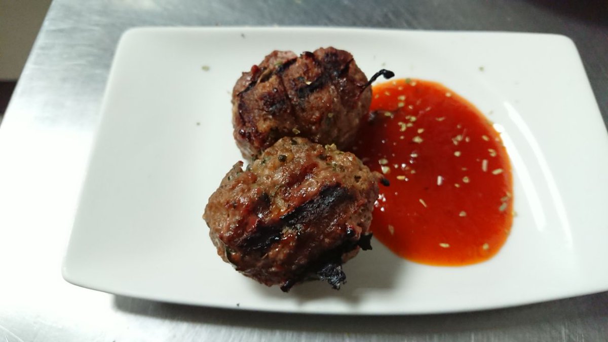 tapas_gold's tweet photo. #topchoice #topkitchen #qualityingredients #fresh #Nyali #mombasa #beverage #entertainment #dining #lovefood #lovetapascielo https://t.co/wRX0rLnAGl
