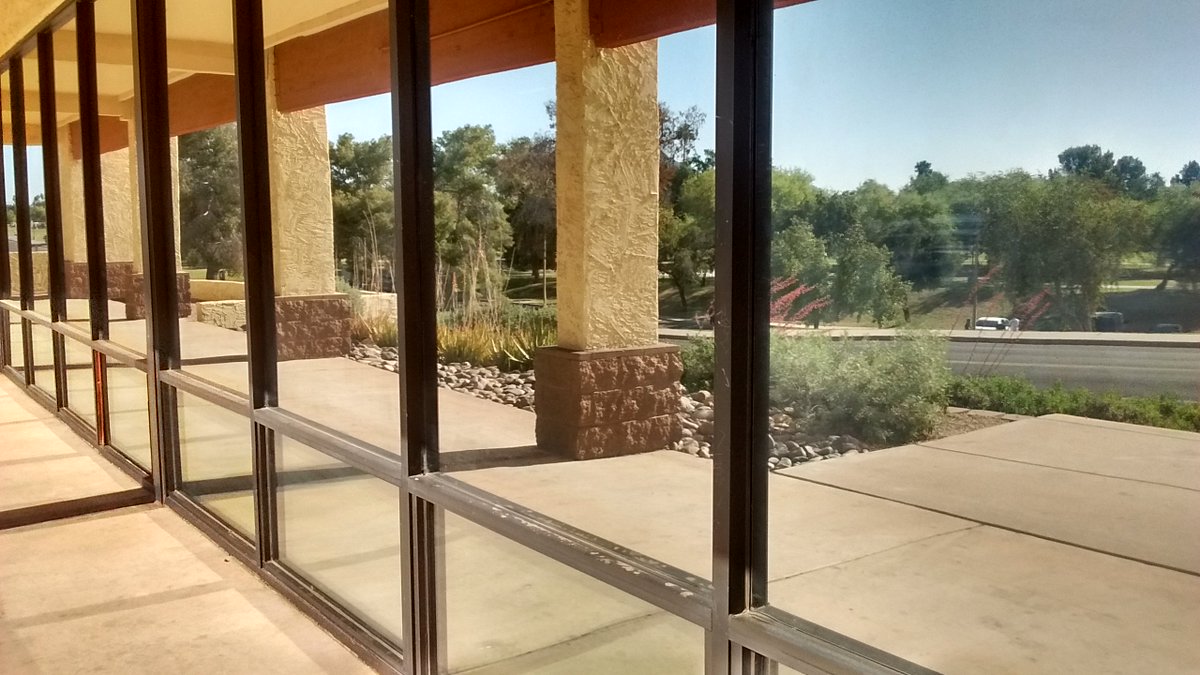 fastlanetintsaz's tweet photo. Doing a little commercial flat glass on a Sunday with one-way mirror tint. Great product and a great view from the park now on the outside of this glass! #businesswindowtint #scottsdaleaz #suntekfilms #windowtint https://t.co/6egG8Gj4WO