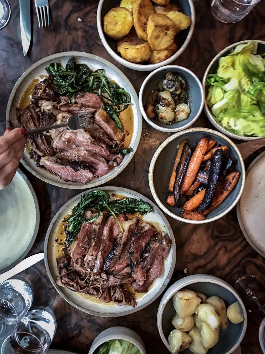 niamhshields_'s tweet photo. And that is how you do Sunday lunch! Lamb leg and shoulder and all the sides at Nuala. Those beef dripping potatoes for a start but it was all so good. Lovely wines too - adore the Xarello which is what we had with this 😀👌🏻

#sundaylunch #sundayroast https://t.co/mX2X44qzR1