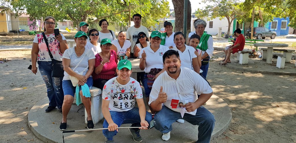 finolisss's tweet photo. #VamosConTodo por un Santiago y salagua mejor atendido #PerlaPalacios @IsaiasSiCumple @davidoq @CROC_Nacional @PRI_Nacional @PRI_Colima @nachoperaltacol @picozepeda @FMPColima https://t.co/j7YwIwDbRt