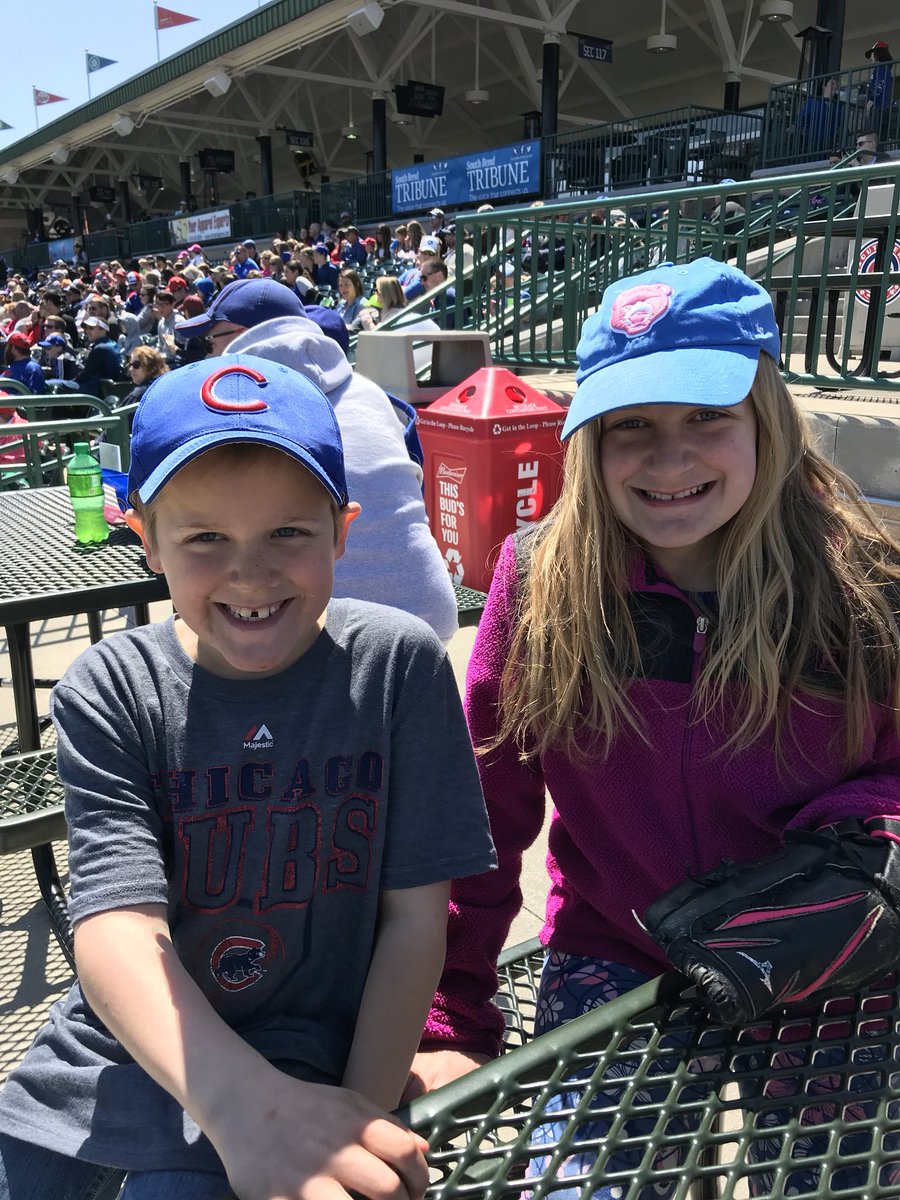 eferg74's tweet photo. Go Cubs!!! #SBCubs https://t.co/fsWVhmci4x